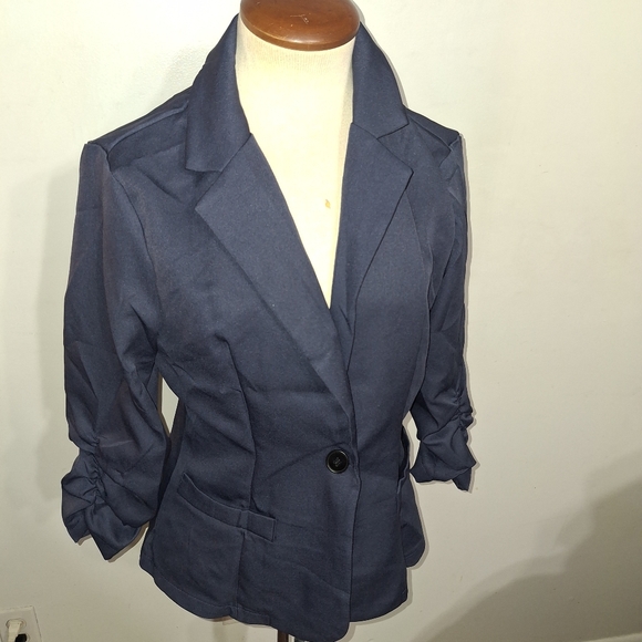 Jackets & Blazers - Women's Navy Blazer- W Sz Medium